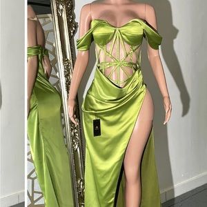 YARA EVENING DRESS ✨